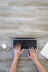 99久久免费只有精品